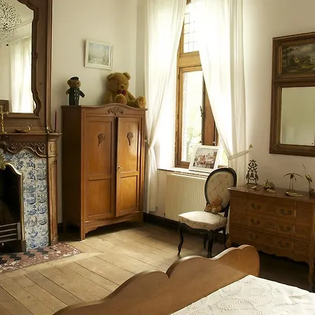 Chateau De Tihange Hébergement de vacances *