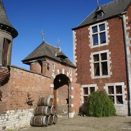 Chateau De Tihange Hébergement de vacances *